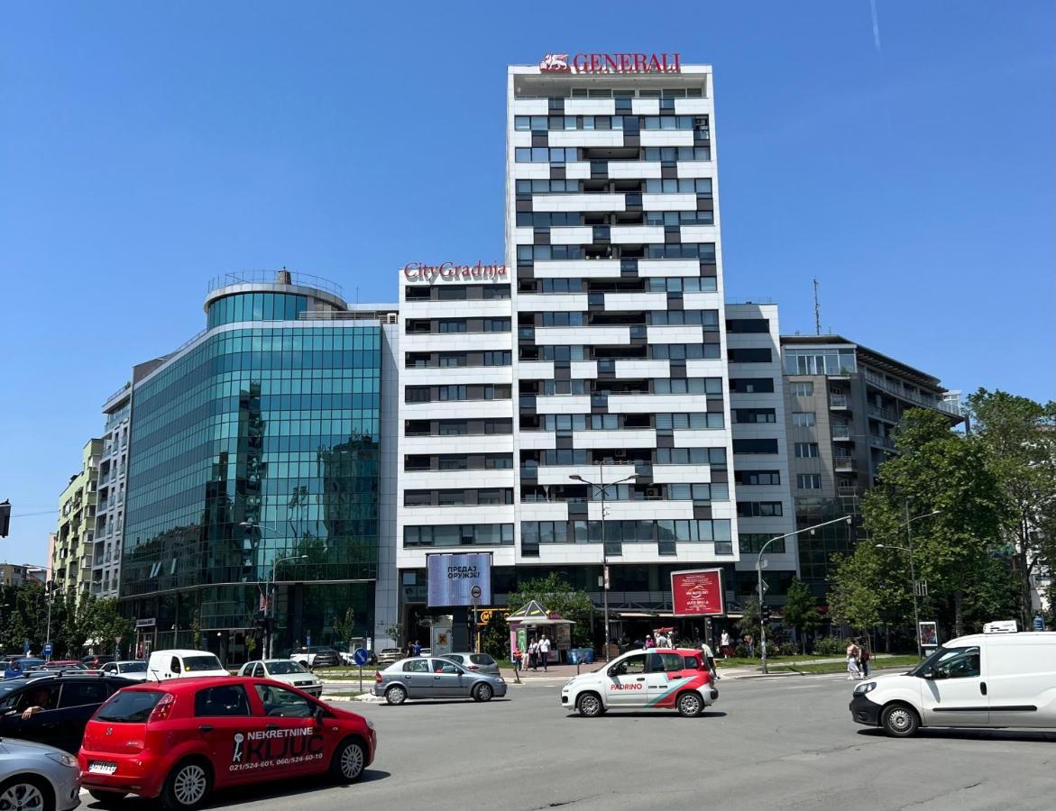 Prestige Lux Apartment Novi Sad Buitenkant foto