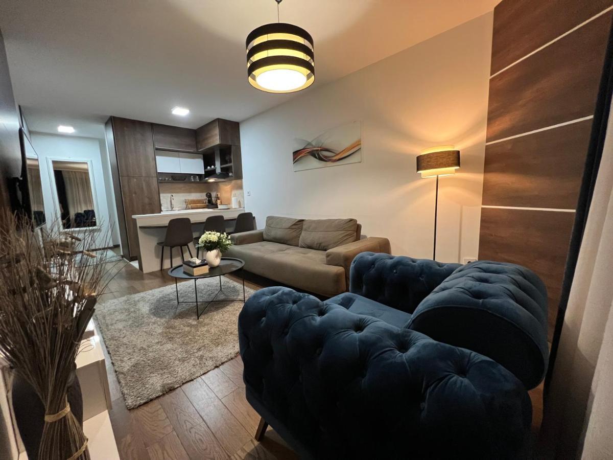 Prestige Lux Apartment Novi Sad Buitenkant foto