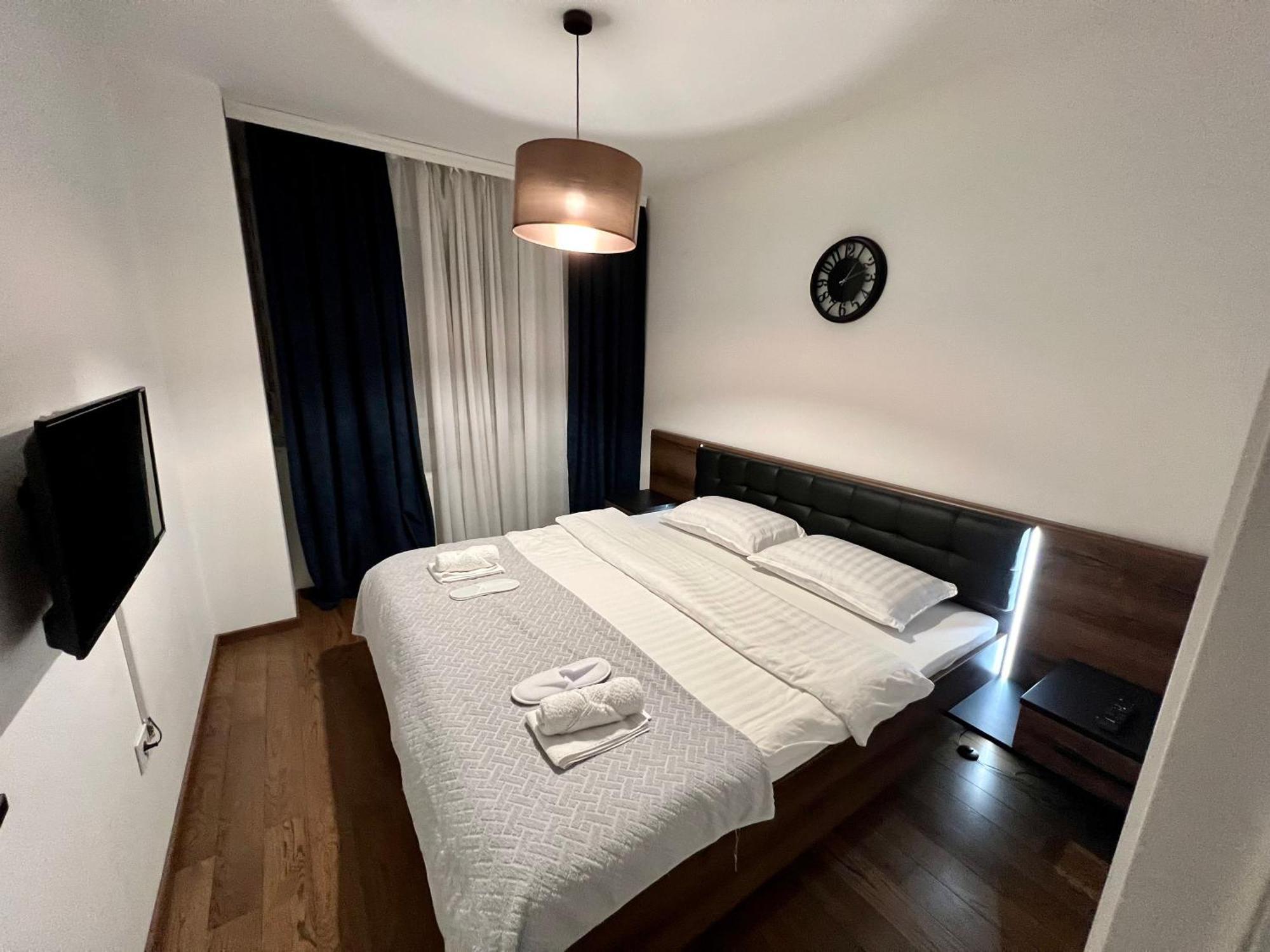 Prestige Lux Apartment Novi Sad Buitenkant foto